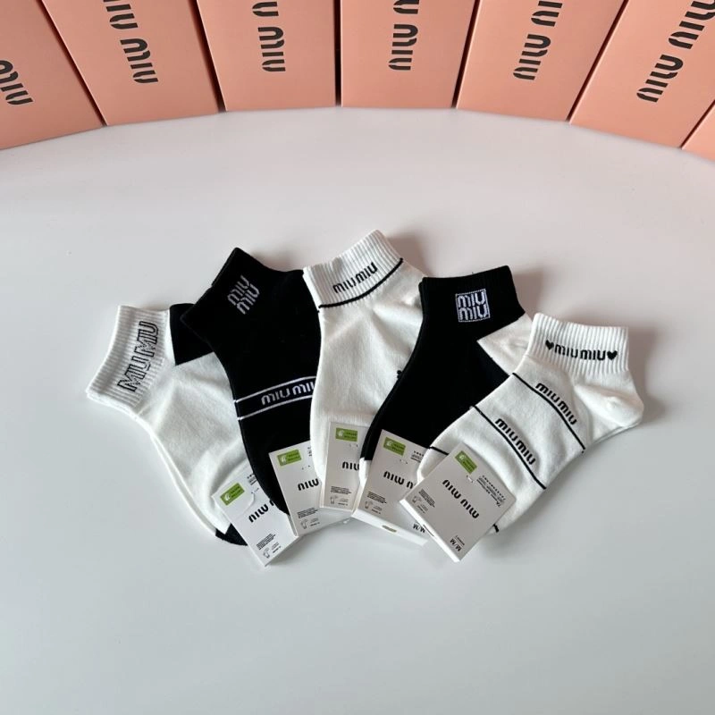 Miu Miu Socks Flexible 273526