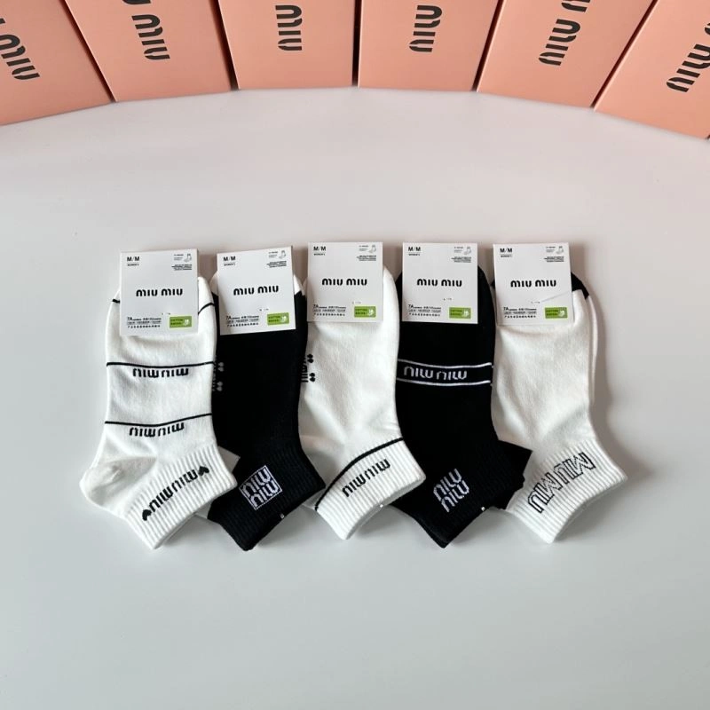 Miu Miu Socks Flexible 273526