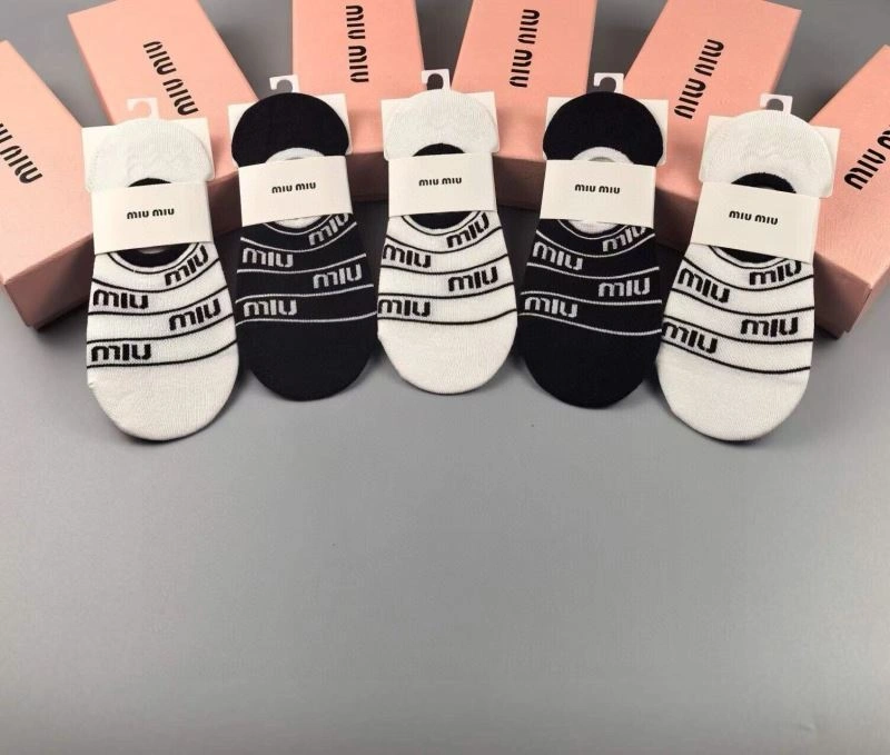 Miu Miu Socks Durable 273525
