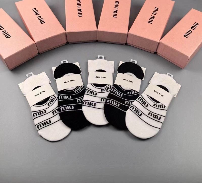 Miu Miu Socks Durable 273525