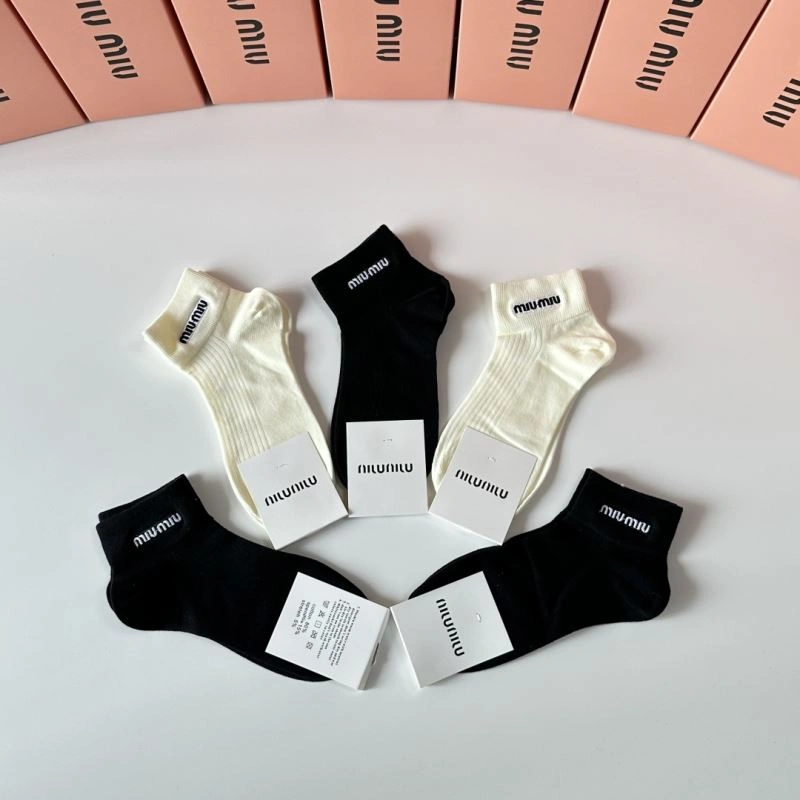 Miu Miu Socks ModernLook 273523