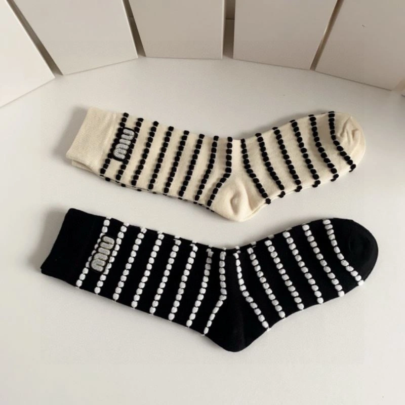 Miu Miu Socks Premium 273494