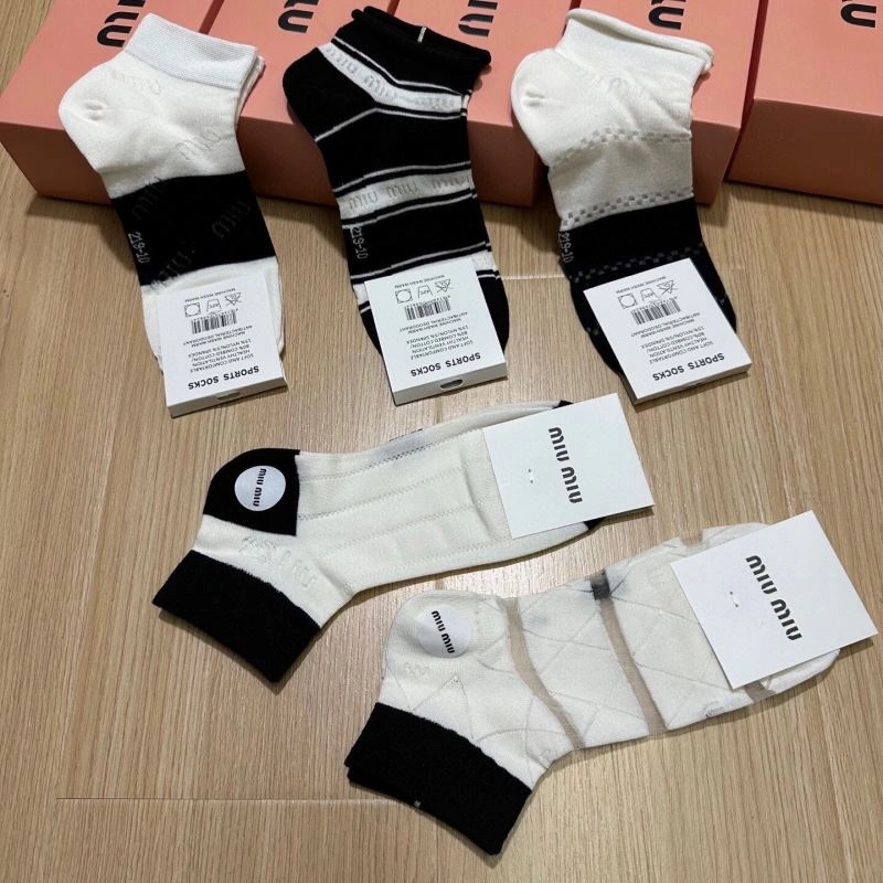 Breathable Miu Miu Socks 273517