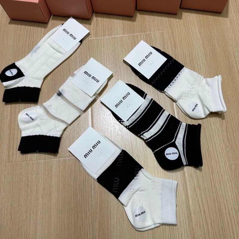 Breathable Miu Miu Socks 273517