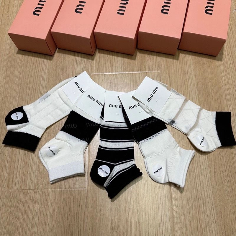Breathable Miu Miu Socks 273517