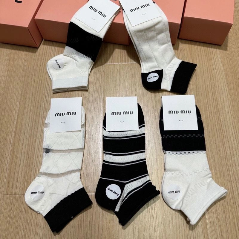 Breathable Miu Miu Socks 273517