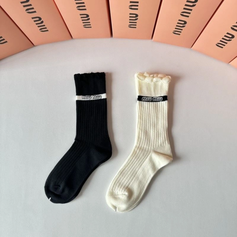 Miu Miu Socks Versatile 273497