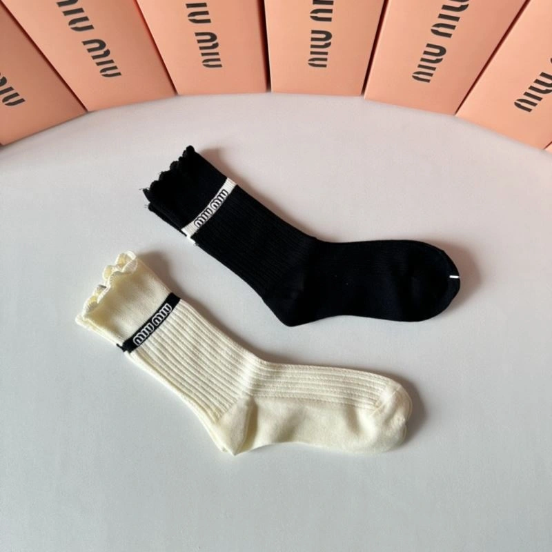 Miu Miu Socks Versatile 273497