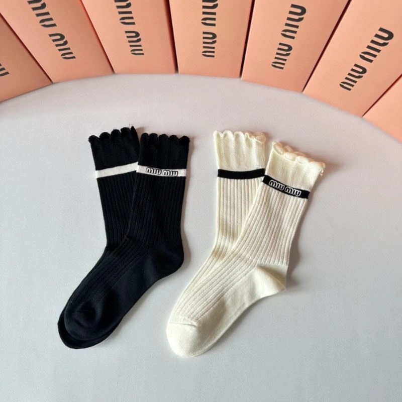 Miu Miu Socks Versatile 273497