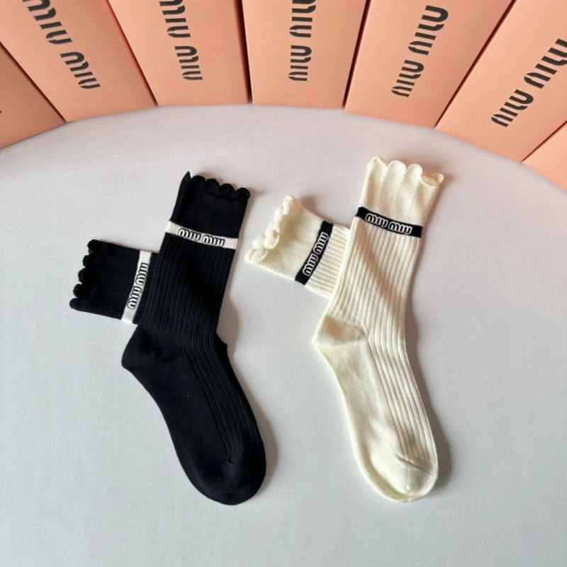 Miu Miu Socks Versatile 273497