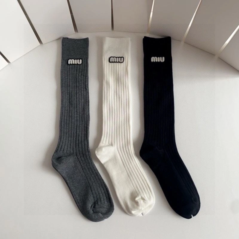 Miu Miu Socks Unisex 273514