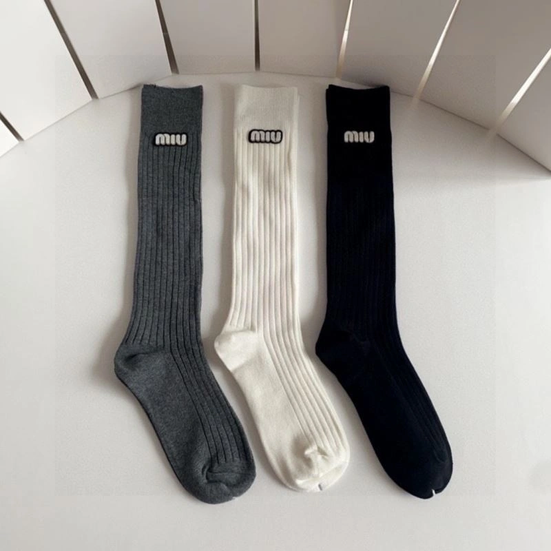 Miu Miu Socks Unisex 273514