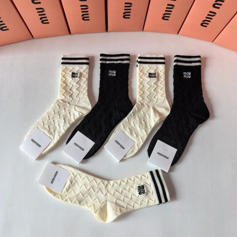 Effortless Miu Miu Socks 273495