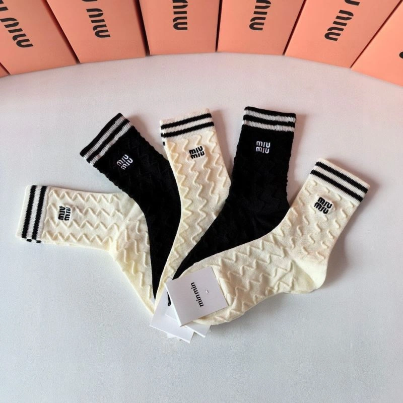 Effortless Miu Miu Socks 273495