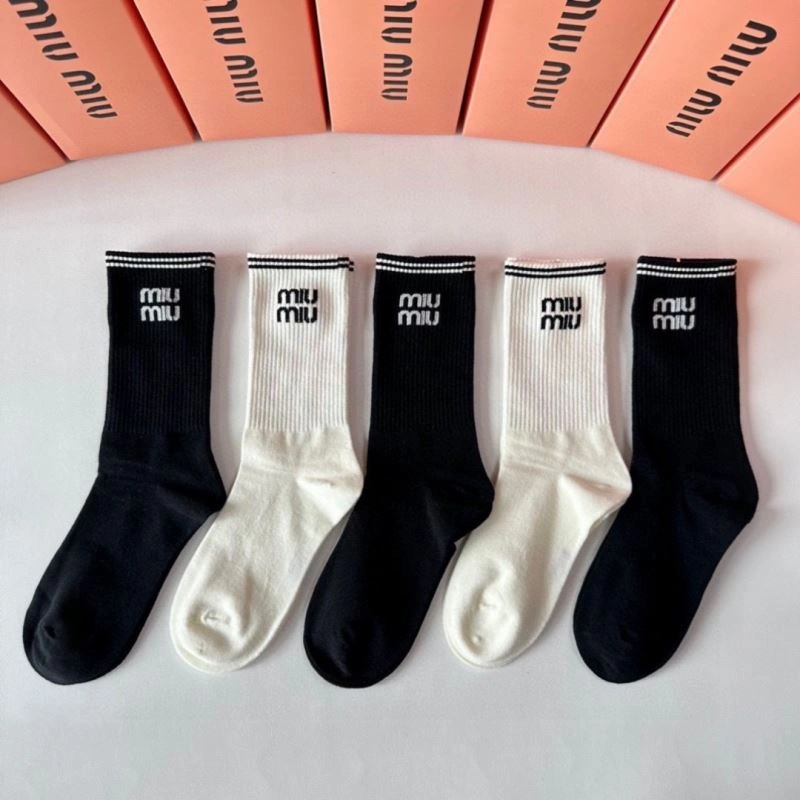 Miu Miu Socks Stylish 273490
