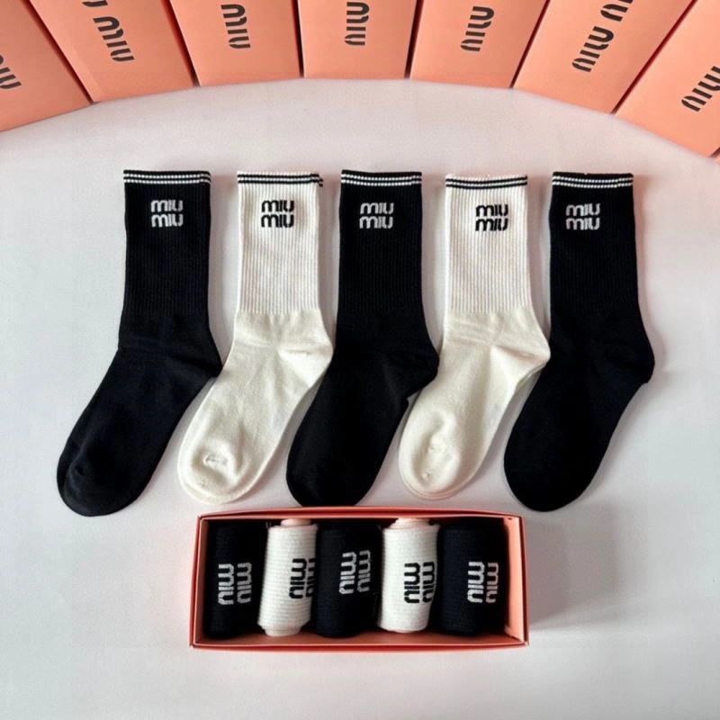 Miu Miu Socks Stylish 273490