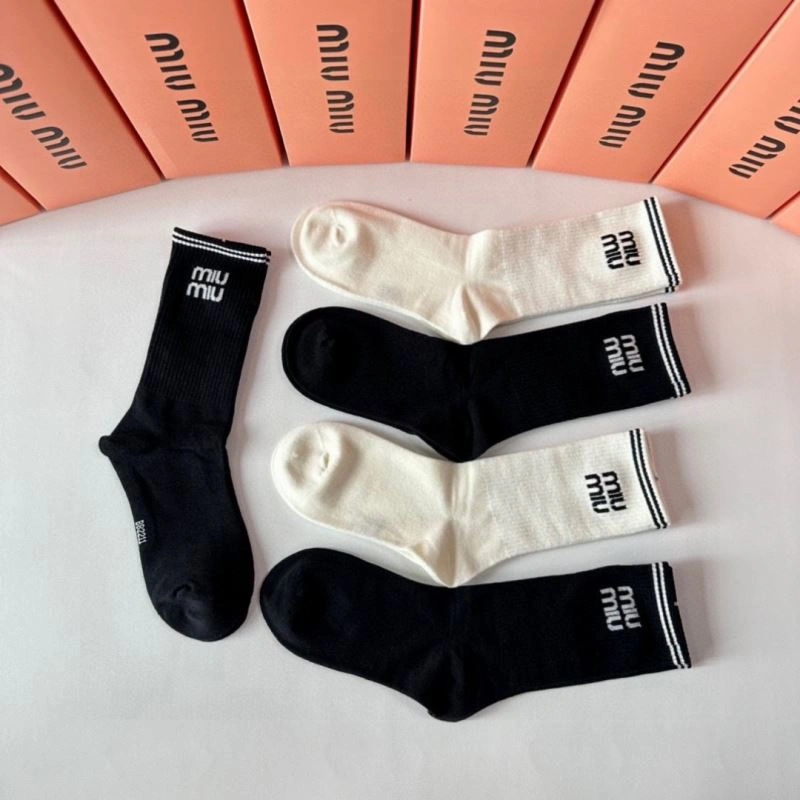 Miu Miu Socks Stylish 273490