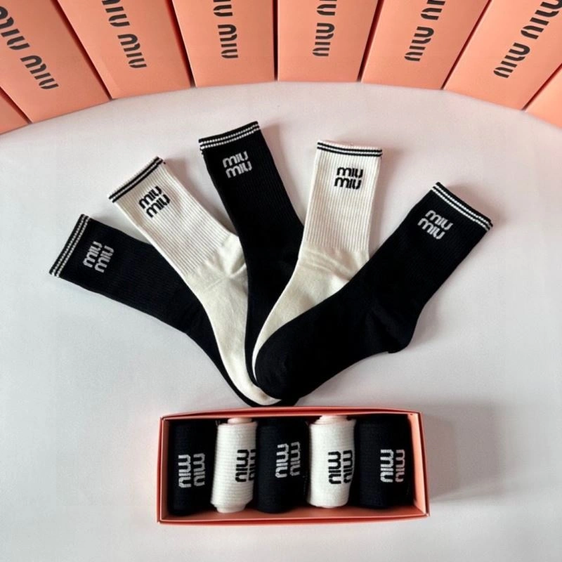 Miu Miu Socks Stylish 273490