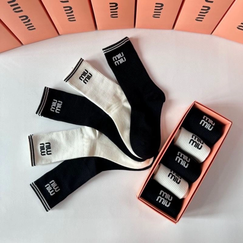 Miu Miu Socks Stylish 273490