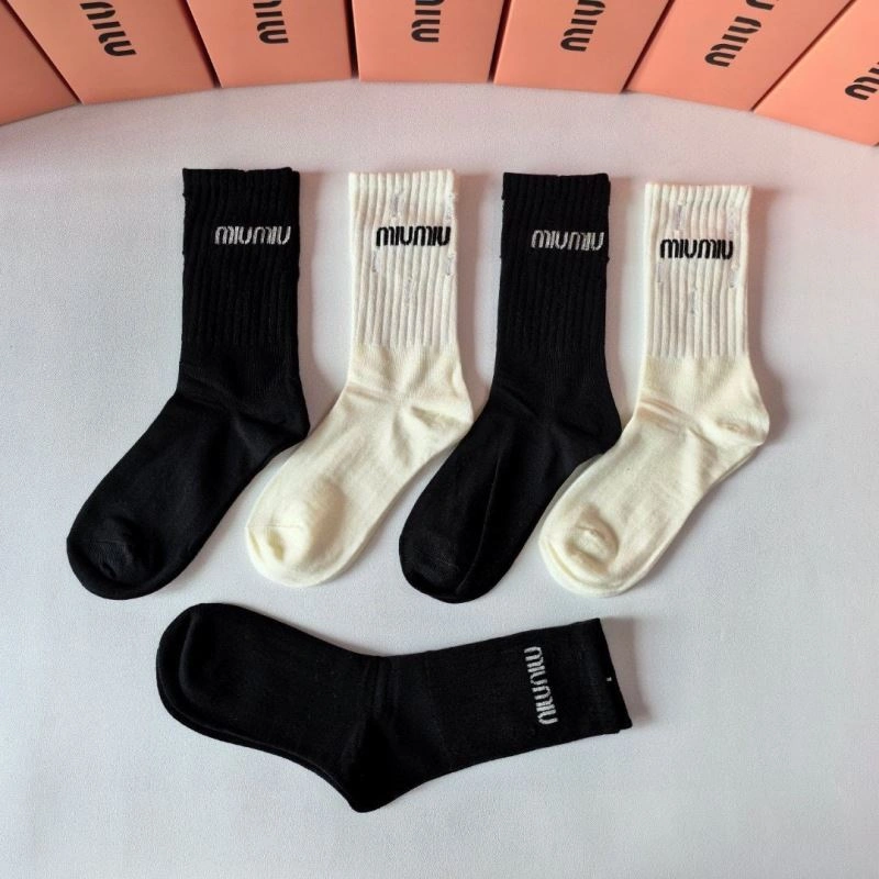 Miu Miu Socks Attractive 273488