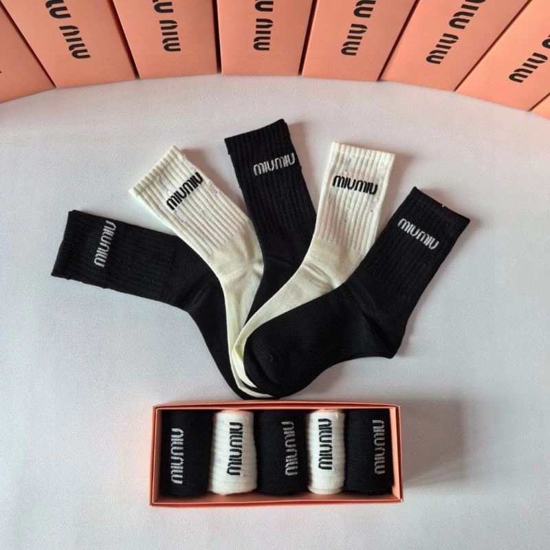 Miu Miu Socks Attractive 273488