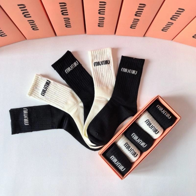Miu Miu Socks Attractive 273488