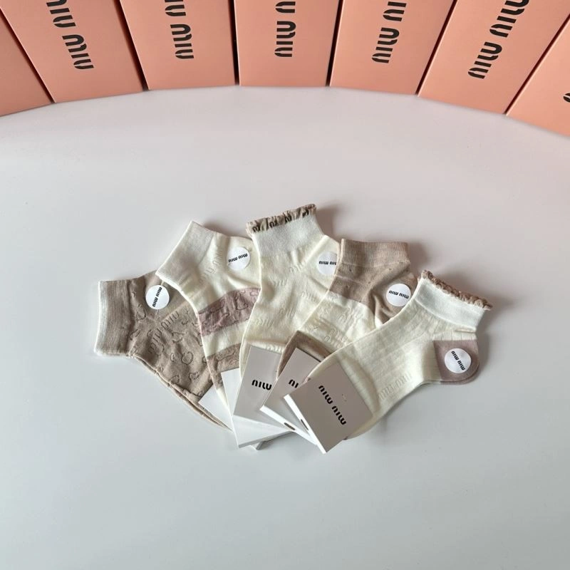 Breathable Miu Miu Socks 273487