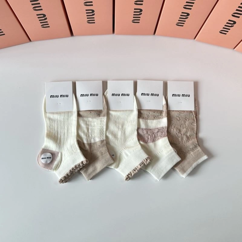 Breathable Miu Miu Socks 273487