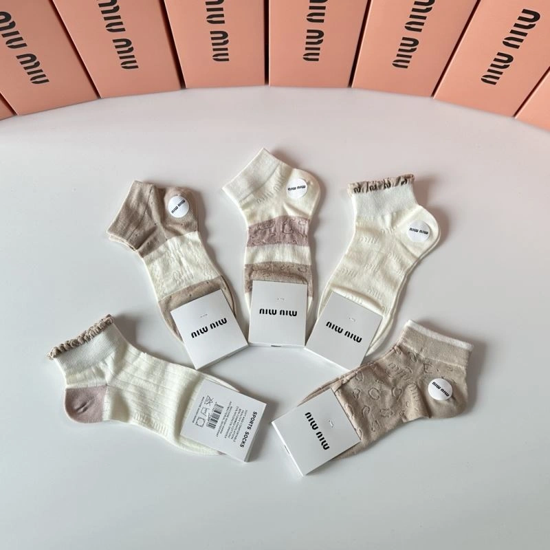 Breathable Miu Miu Socks 273487