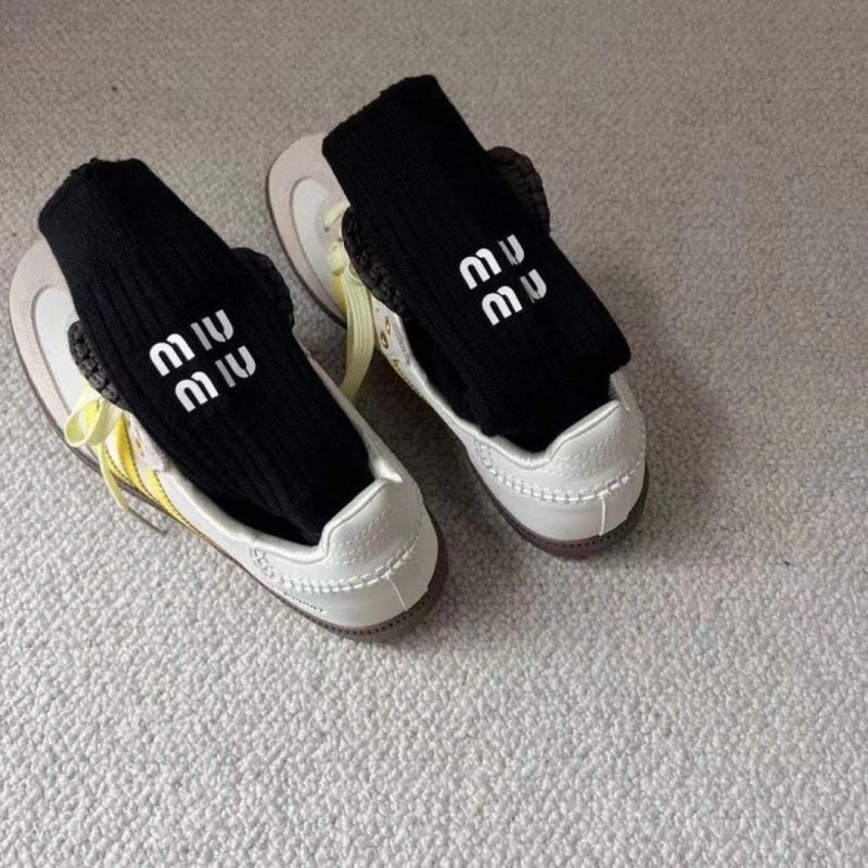 Miu Miu Socks EasyMatch 273480