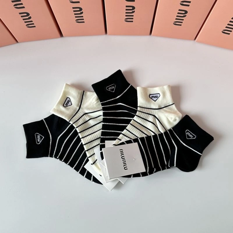 Resilient Miu Miu Socks 273482