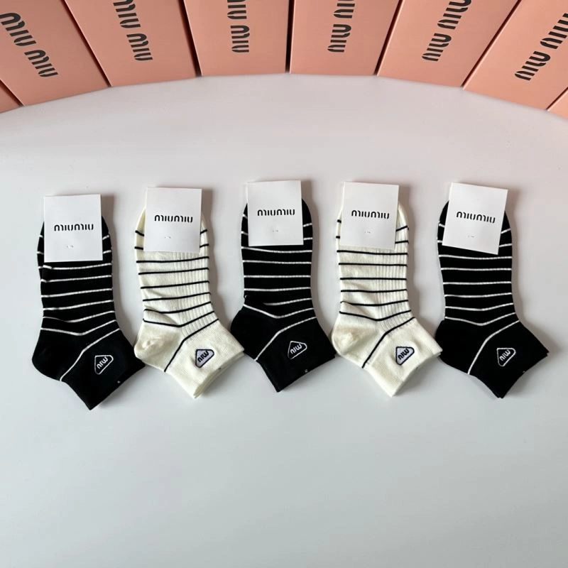 Resilient Miu Miu Socks 273482