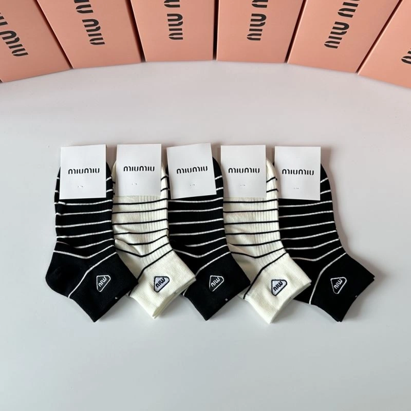 Resilient Miu Miu Socks 273482