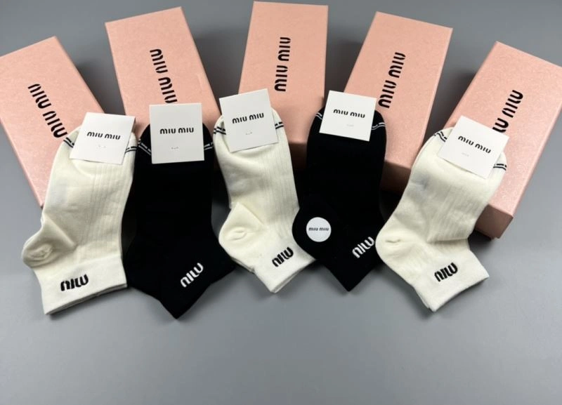 Miu Miu Socks Compact 274608