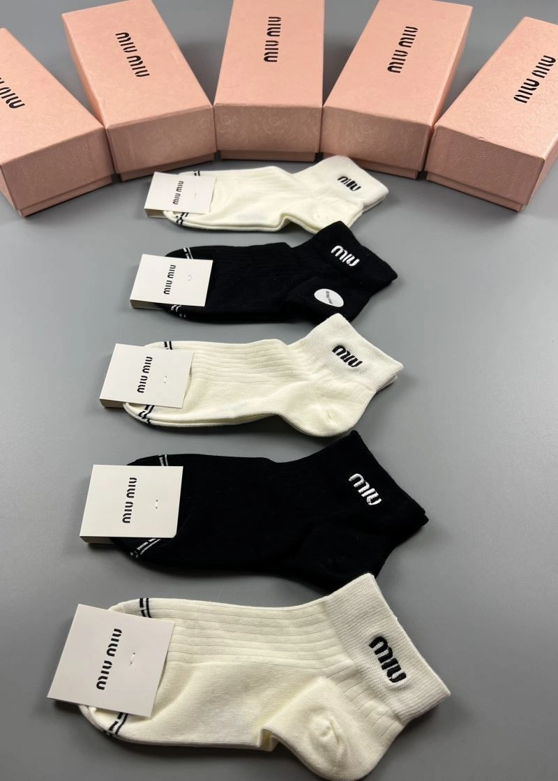 Miu Miu Socks Compact 274608