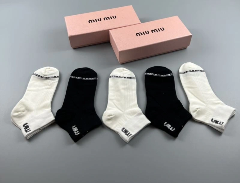 Miu Miu Socks Lightweight 274606