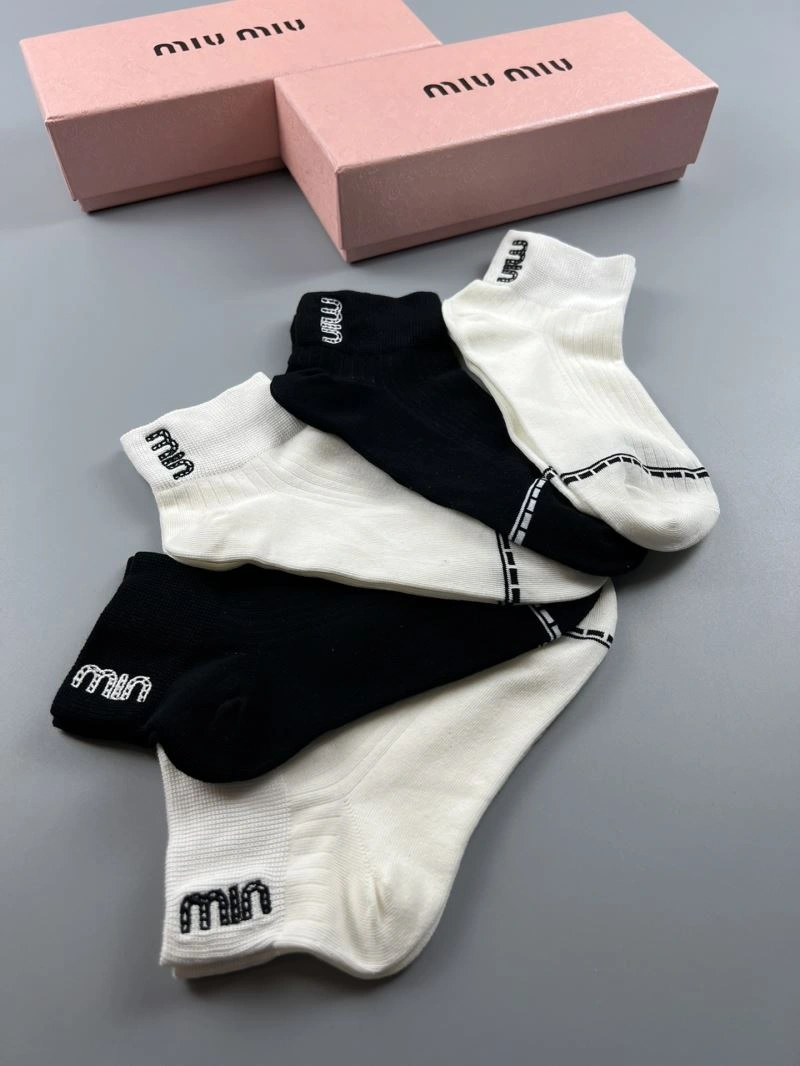 Miu Miu Socks Lightweight 274606