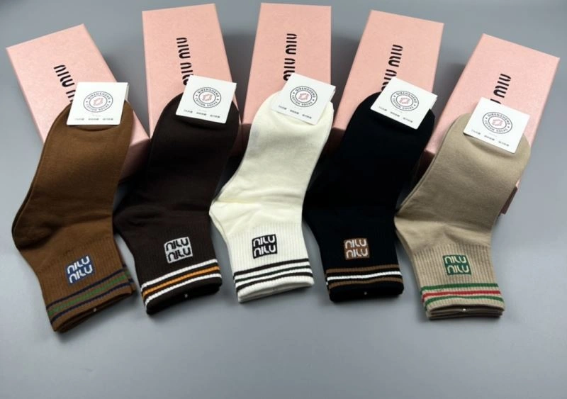 RelaxedFit Miu Miu Socks 274588