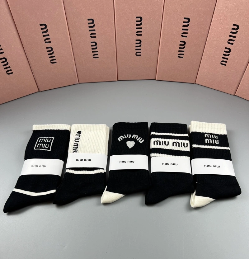Miu Miu Socks Youthful 274414