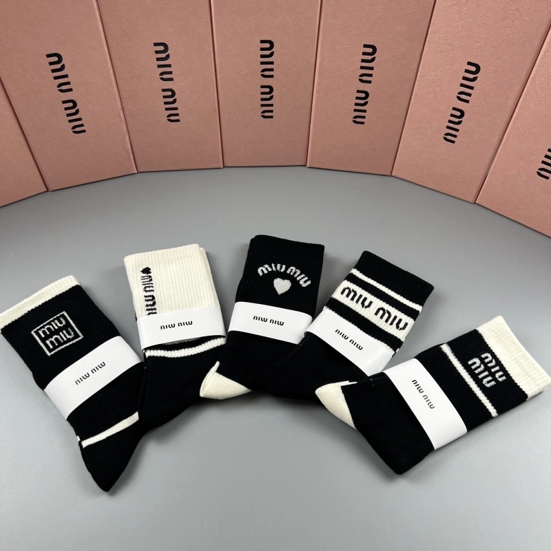 Miu Miu Socks Youthful 274414