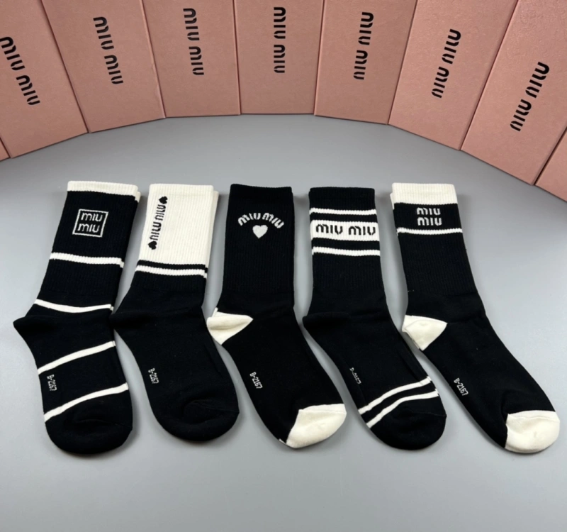 Miu Miu Socks Youthful 274414