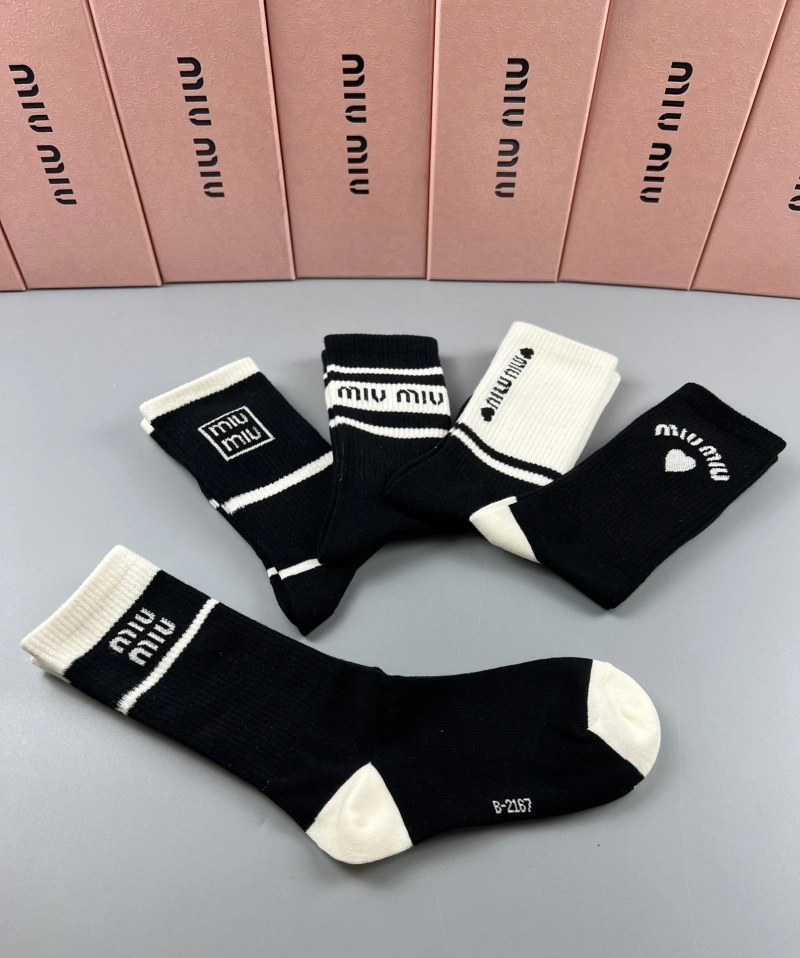 Miu Miu Socks Youthful 274414
