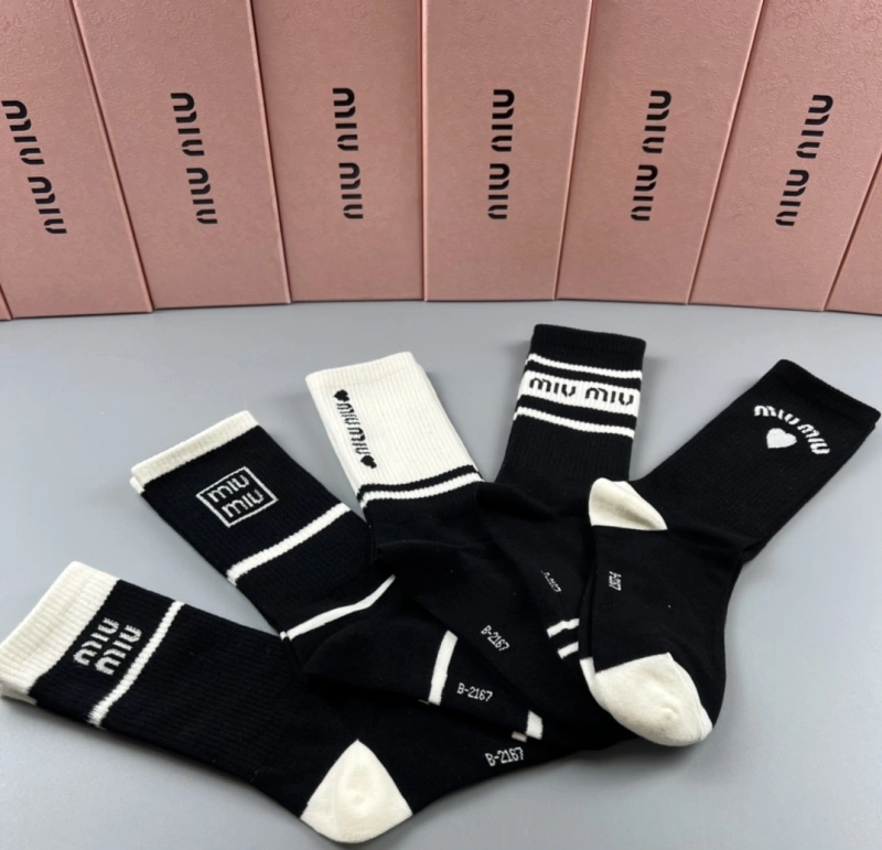 Miu Miu Socks Youthful 274414