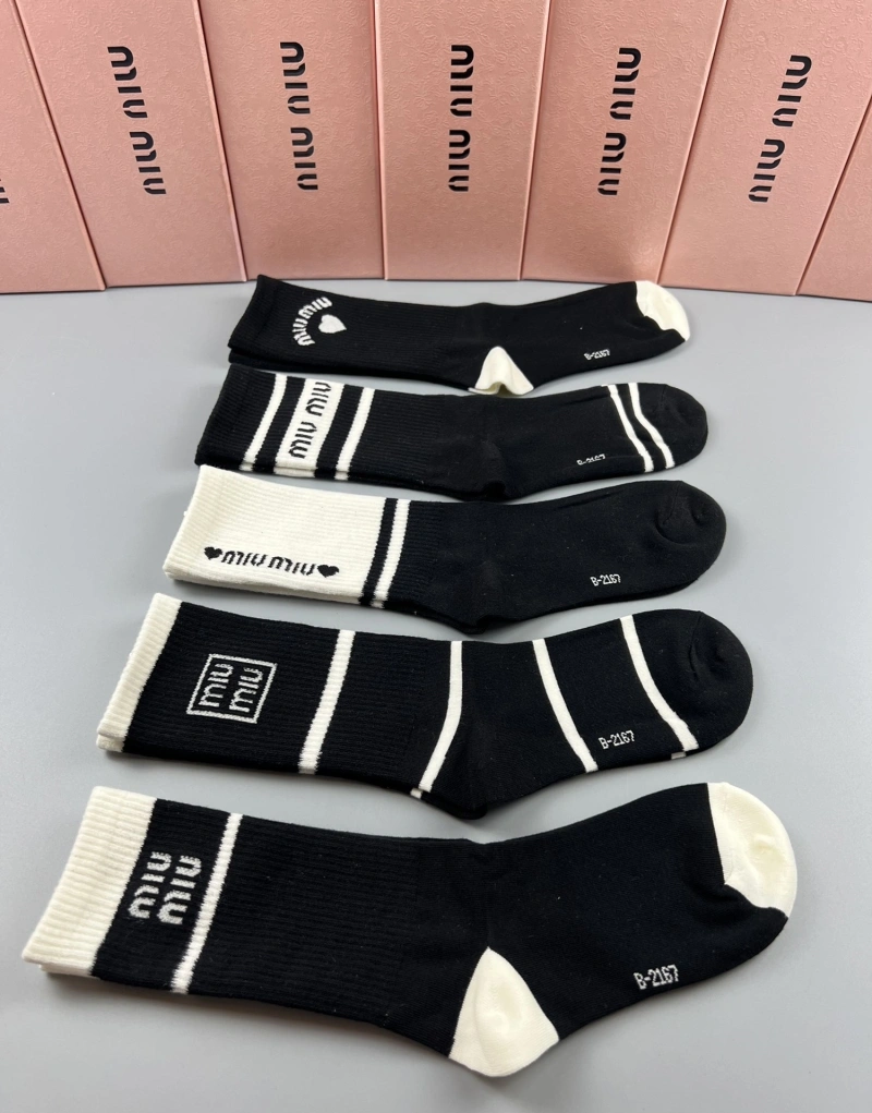 Miu Miu Socks Youthful 274414