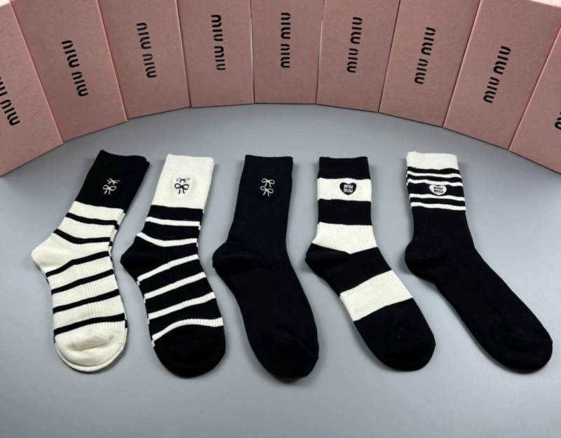 Miu Miu Socks Resilient 274434
