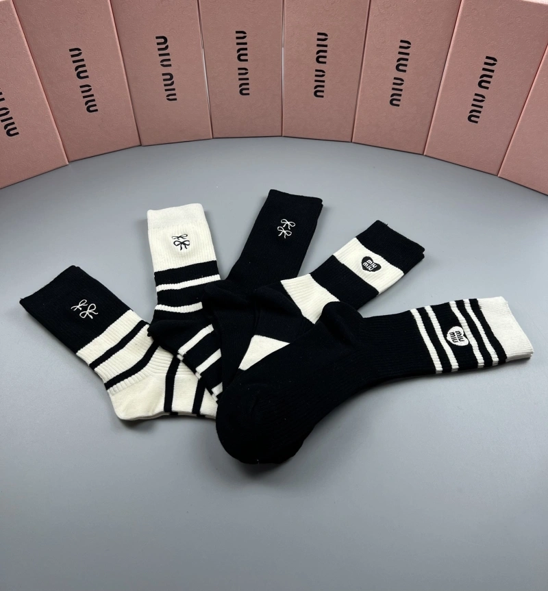 Miu Miu Socks Resilient 274434