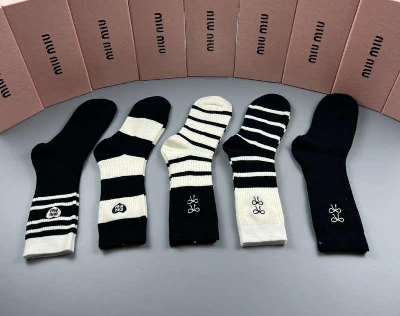 Miu Miu Socks Resilient 274434