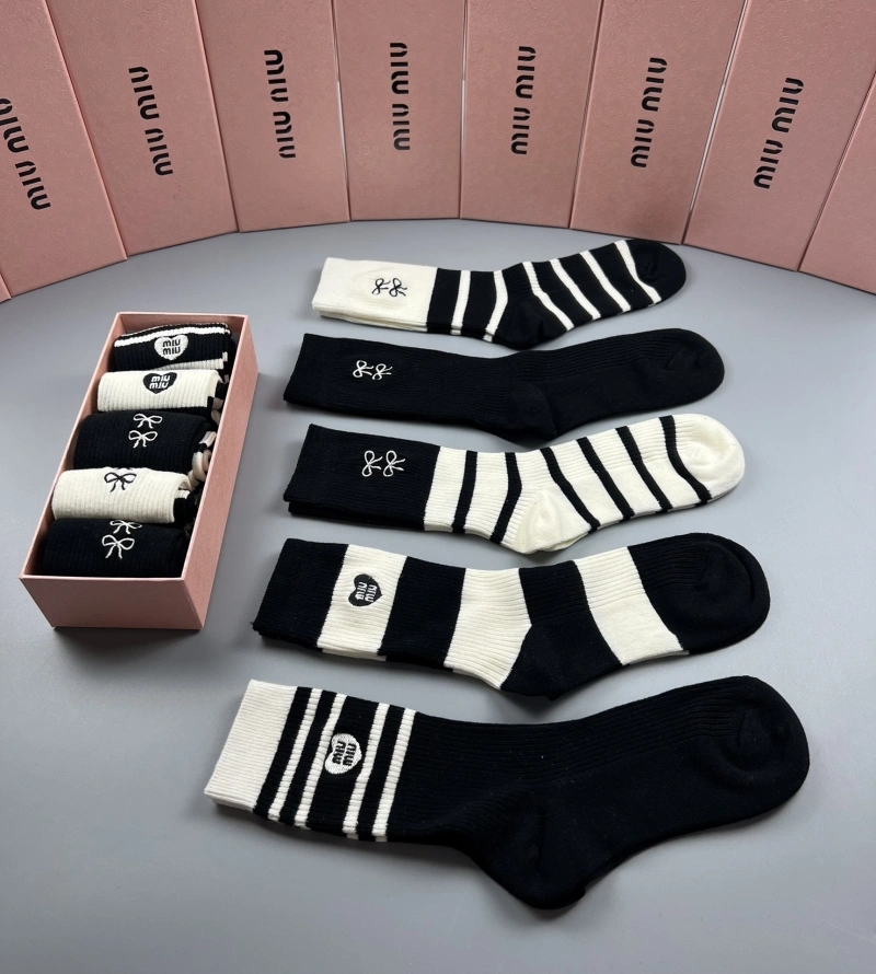 Miu Miu Socks Resilient 274434