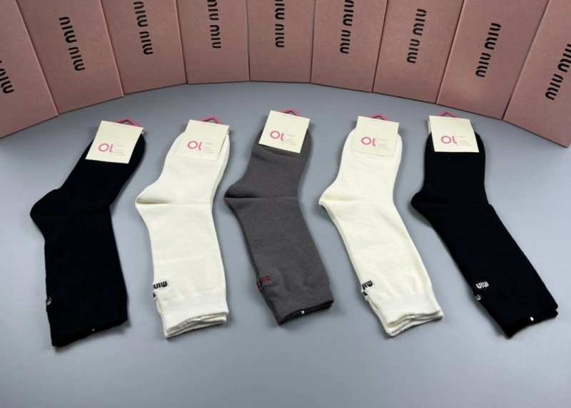 Elegant Miu Miu Socks 274426