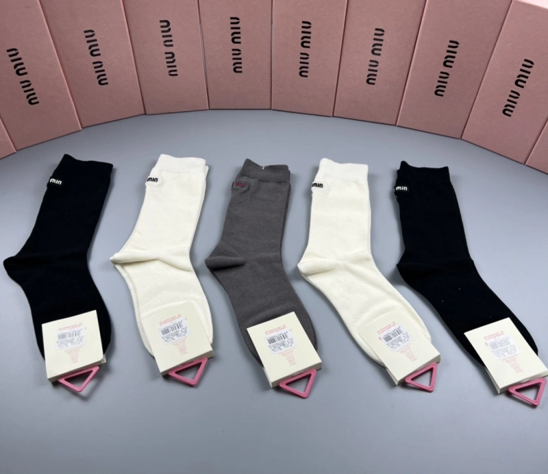Elegant Miu Miu Socks 274426